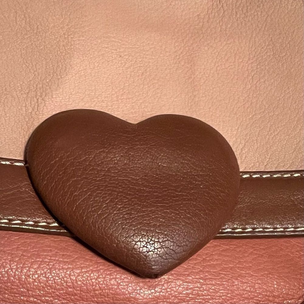 Moschino Vintage Cheap Chic Heart Leather Contrast Stitched Chain Chain Handbag - Picture 2 of 16
